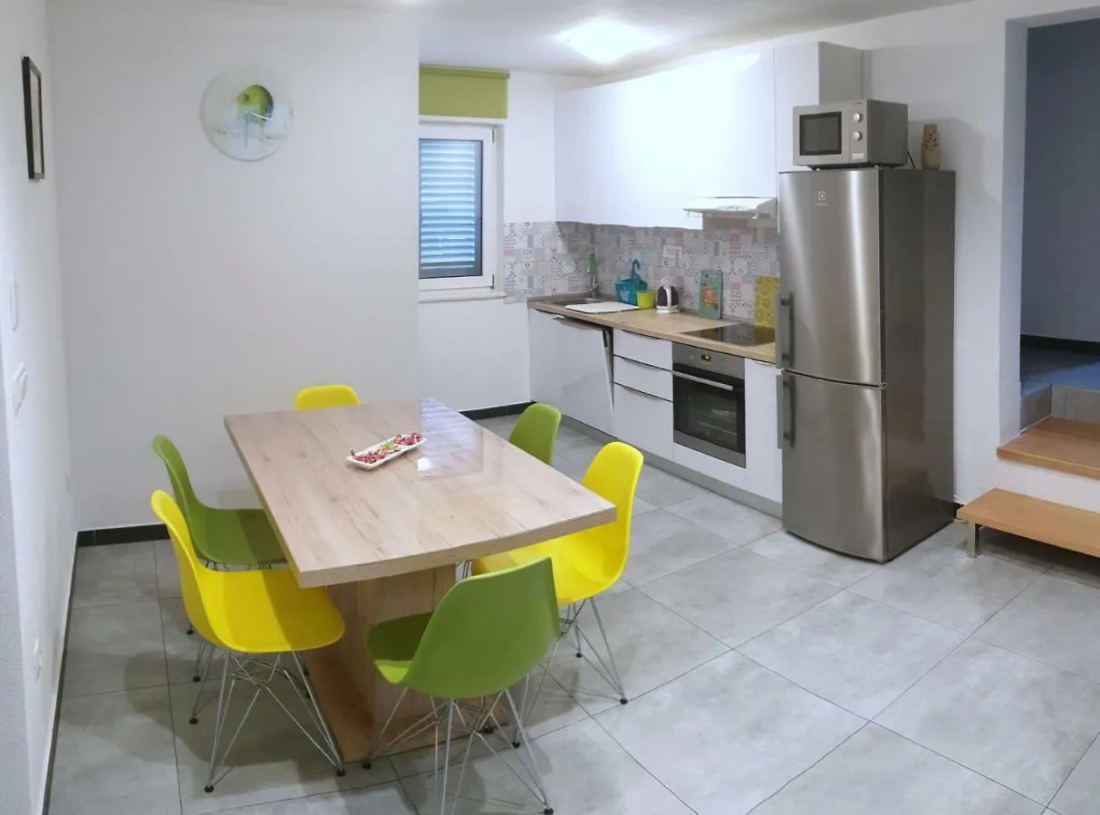 Villa Freya - Vacation House Slatine