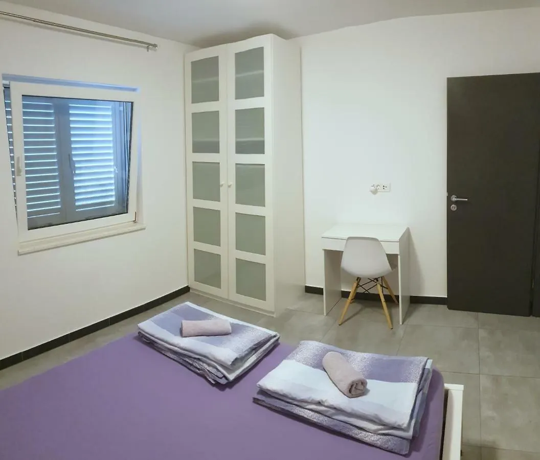 Villa Freya - Vacation House Slatine Croatia