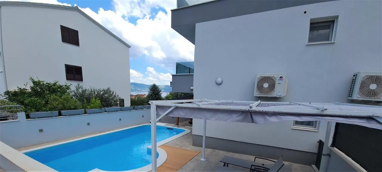 Villa Freya - Vacation House Slatine Croatia